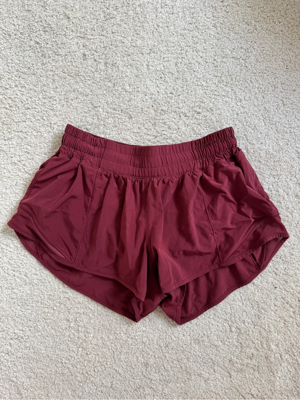 Lululemon - Hotty Hot Shorts - Low-Rise Running Shorts